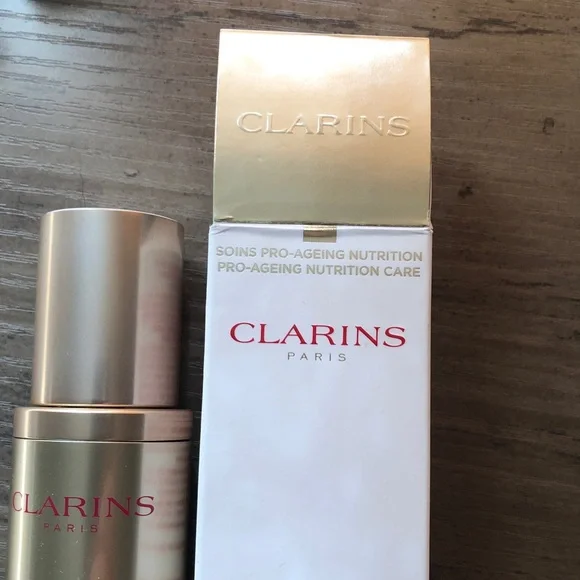 New Clarins Nutri-Lumière Day Emulsion (1.6 oz)
